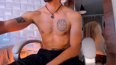 Alejo  online show from November 14, 10:11 pm