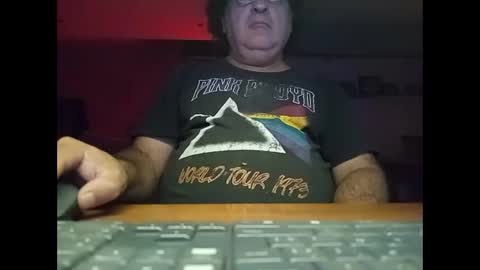 Snapshot of alejito16 chatting on October 19, 7:11 am alejito16 online show from October 19, 7:11 am