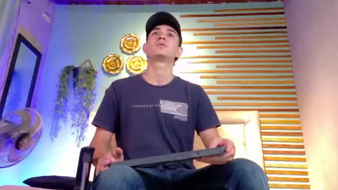 alejo online show from June 1, 1:22 pm