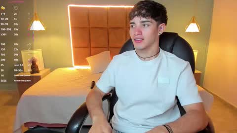 ALejoo Saenz online show from October 22, 3:10 am