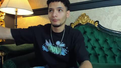 Alessandro King online show from April 13, 7:14 pm