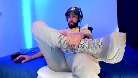 ALESSANDRO  WYE online show from December 16, 2:13 pm