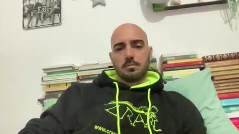 alessandromori91 online show from April 15, 8:20 pm