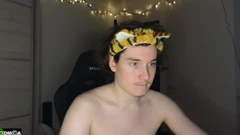 FAVORITE online show from November 8, 12:14 am