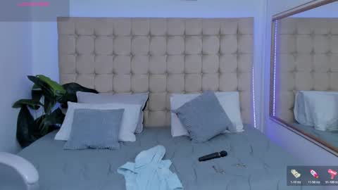 alex online show from November 6, 1:14 pm