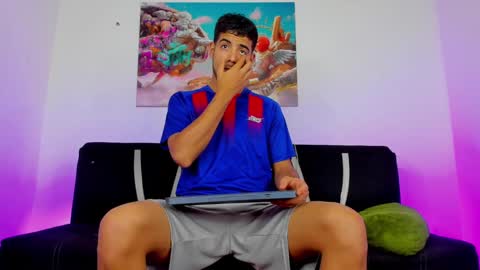 i am Alex online show from February 23, 1:42 am