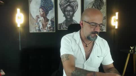 Snapshot of alex_saints_ce chatting on September 8, 9:03 pm Alex Saints online show from September 8, 9:03 pm
