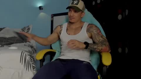 alex_sthorm online show from November 17, 4:48 am