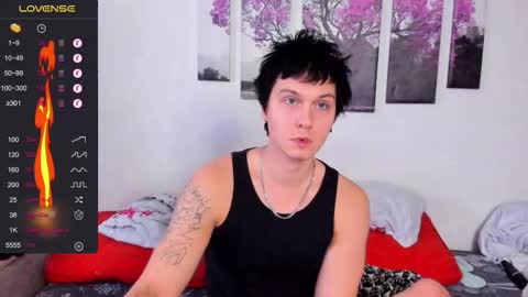 Alex WandHot online show from November 3, 5:33 am