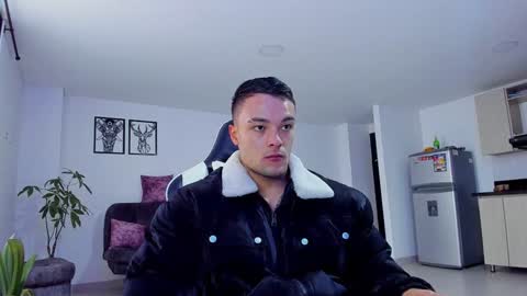 Alex Collin online show from January 8, 1:52 pm