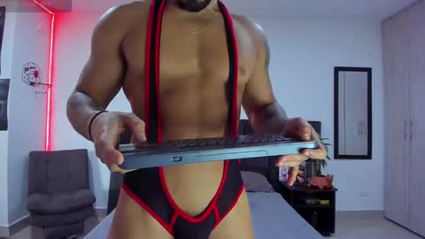 Onlyfansalexmartinezwb  Instagram alexwbmartinez  Twitter martinezcb937 online show from March 6, 10:15 pm