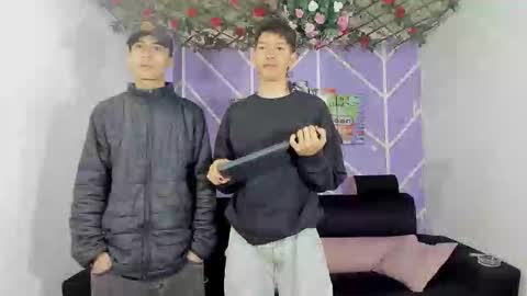 chicos hot online show from March 8, 1:26 pm