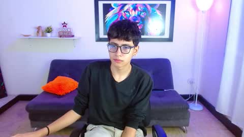 alex online show from March 19, 2:09 pm