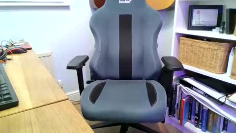 Alex online show from February 19, 3:19 pm