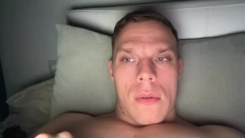 alexfit96 online show from November 4, 11:39 pm