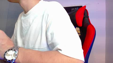alexgiraldo__ online show from May 27, 1:57 am