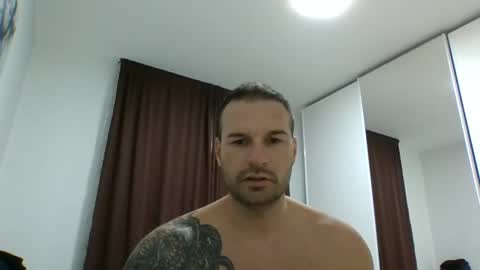Snapshot of alexgrandi2024 chatting on February 1, 3:28 pm rey ale84 online show from February 1, 3:28 pm