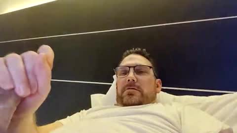 alexhardrock2026 online show from November 7, 5:00 am