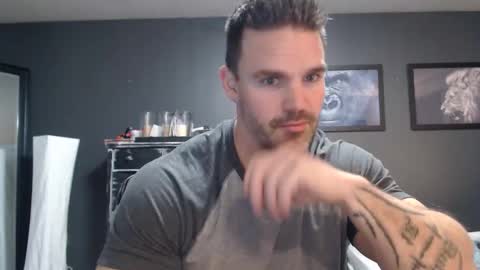 Alex online show from December 3, 2:17 am