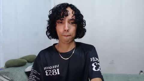 Alexis online show from December 4, 6:48 pm