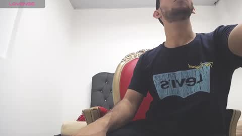 alexiscollinss online show from February 16, 2:43 am