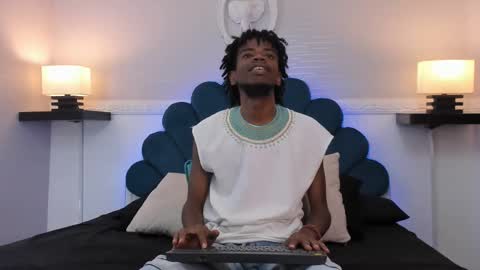 Alex Jaccob online show from October 1, 2:10 pm