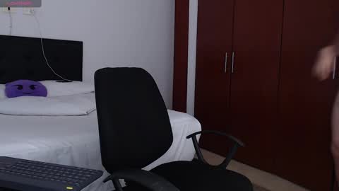 alexman fuck online show from September 14, 10:56 pm