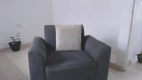 Maximuss online show from December 12, 8:32 pm