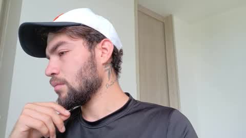 Alex online show from February 26, 8:32 pm