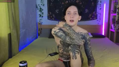 Alex online show from February 13, 3:02 am