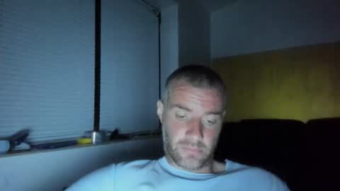 alfiesolomons87 online show from May 25, 7:42 pm