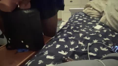 Snapshot of aliensuperstar423 chatting on October 25, 10:17 am aliensuperstar423 online show from October 25, 10:17 am