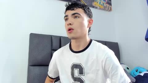 Snapshot of allexserrano chatting on January 20, 10:15 pm Allex online show from January 20, 10:15 pm