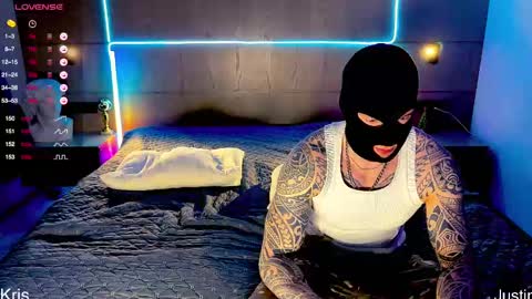 Justin online show from January 7, 7:06 pm