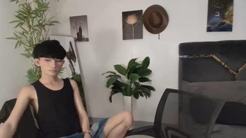 kim and josh online show from March 25, 12:14 am