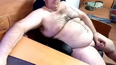 almirsex online show from November 4, 10:05 am