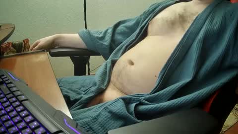 Snapshot of alonzomanly chatting on January 4, 5:48 am alonzomanly online show from January 4, 5:48 am