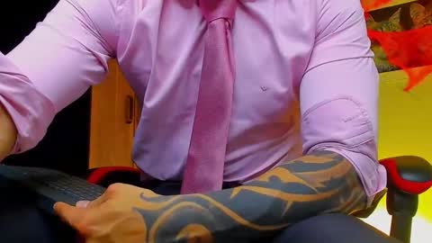 alpha_dominus_ online show from October 21, 4:04 am