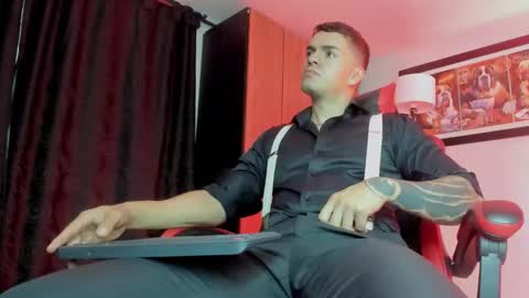 alpha_dominus_ online show from February 10, 5:23 am