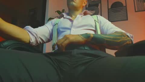 alpha_dominus_ online show from June 17, 6:59 am
