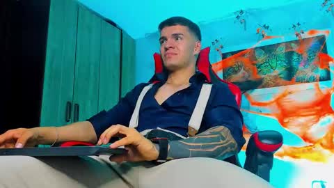 alpha_dominus_ online show from October 10, 4:39 am