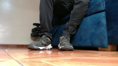 ur god online show from February 15, 11:13 pm