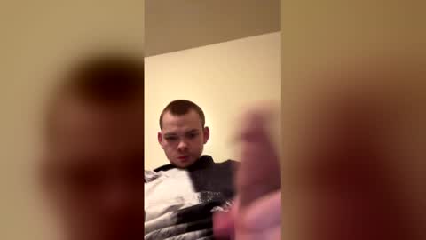 alphawolf62967 online show from March 28, 5:51 am