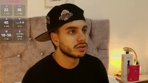 Amadeo Wild online show from April 17, 4:15 am