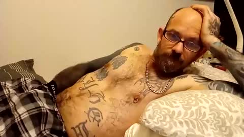 Snapshot of amunrethegod chatting on January 25, 3:30 pm amunrethegod online show from January 25, 3:30 pm