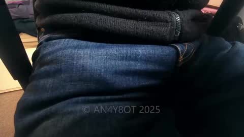 A online show from January 17, 9:06 am