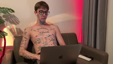 simon online show from May 17, 1:51 pm