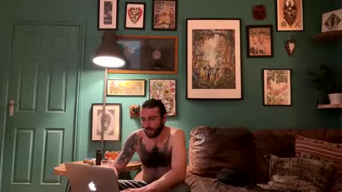 Snapshot of anal_prince69 chatting on February 4, 4:16 am anal_prince69 online show from February 4, 4:16 am