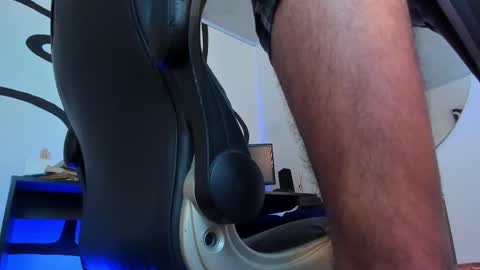 Andrs   -                   online show from December 3, 12:49 am