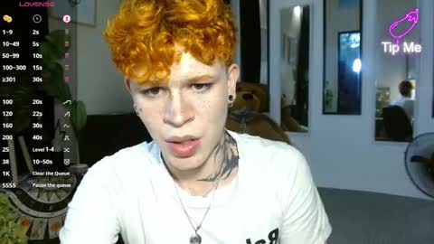 Andrew online show from February 22, 3:24 pm